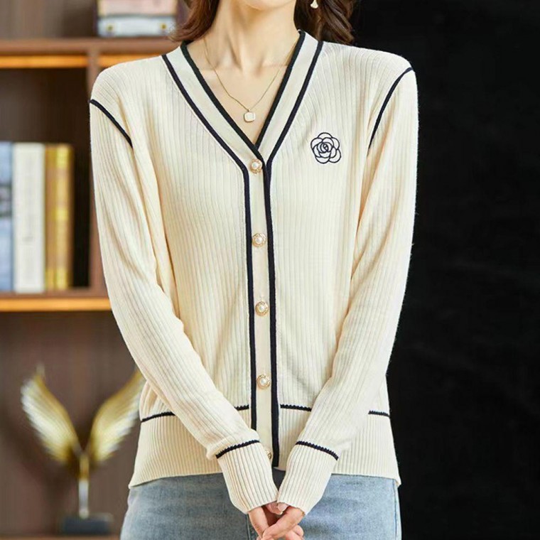 Nữ đan gân phối màu nút mùa xuân thu cardigan ngà nữ mùa xuân cardigan cổ chữ V nữ mùa xuân đen