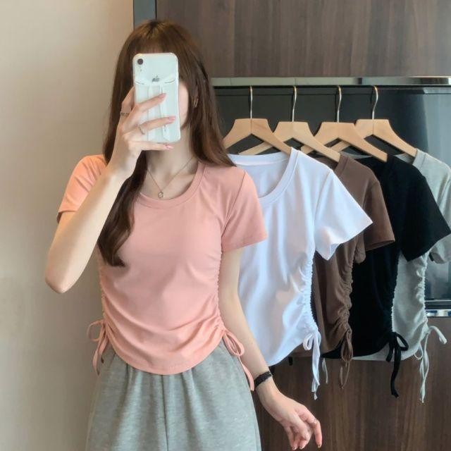 Áo thun crop slim fit side shirring áo thun tay ngắn Áo thun ngắn tay cổ chữ U bán ngắn áo thun crop top