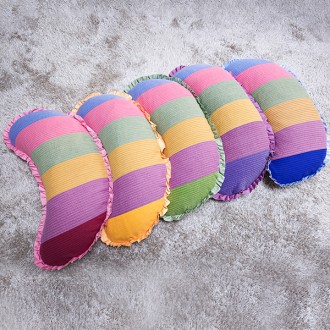 Magic Clean Quilted Half Moon so với Gối kiều mạch màu xanh lá cây