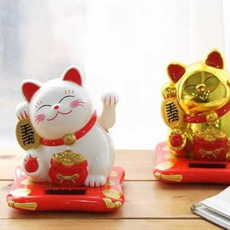 Maneki Neko một tay, chú mèo may mắn