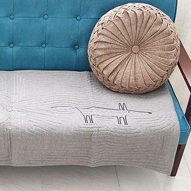 Đệm sofa nỉ bông mềm mại 2 kích cỡ kèm quy trình giặt