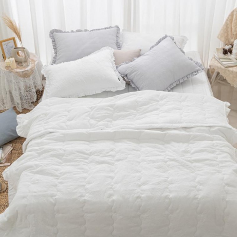 3 Màu 1 Duvet + Vỏ Gối Nội Địa 1 Người 2 Người Mùa Hè Diềm Xếp Nếp Nhăn Thoải Mái SS/Q Thoải Mái Thoáng Khí Ký Túc Xá