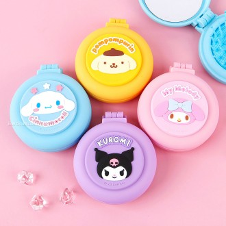 Bàn chải gương di động Sanrio Character Wapen-12EA