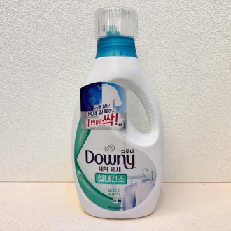 Nước giặt Downy 1 lít sấy khô trong nhà