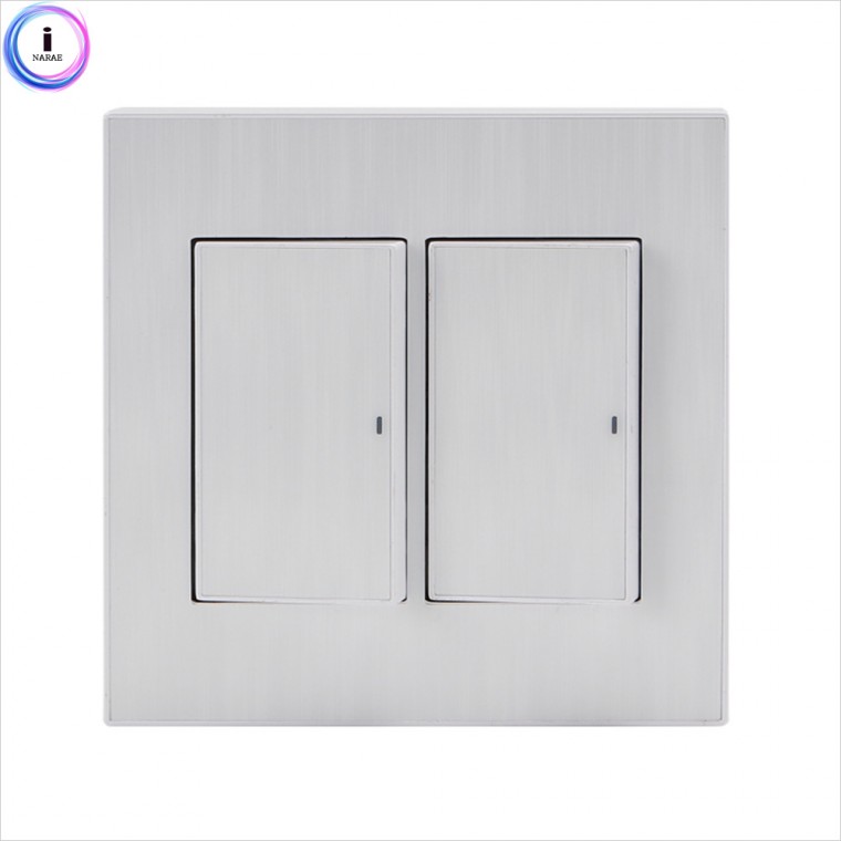 d09 55028 switch (deco) giữa 2-gu 1-ro trắng