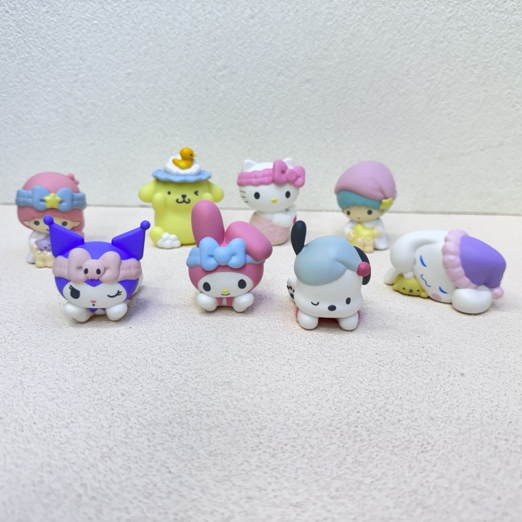 Bộ 8 món quà tặng bộ sưu tập 2 nhân vật Sanrio Friends