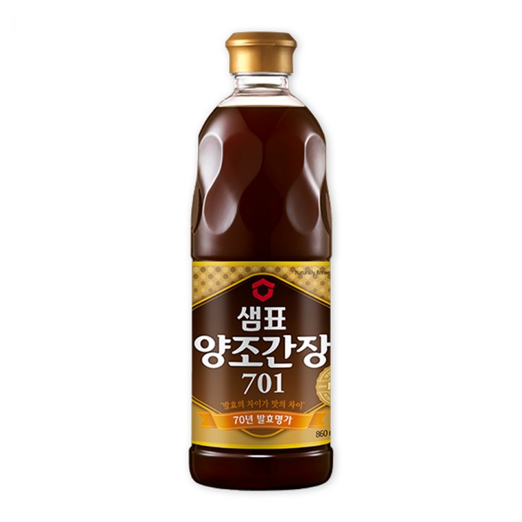 Nước tương ủ Sempio 701 860ML