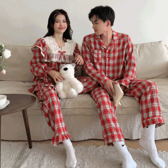 Bộ Pyjama ca rô màu đỏ Cocoon