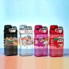 Crayon Shin-chan Chai nước có nắp đôi dài 520ml Chai nước cầm tay