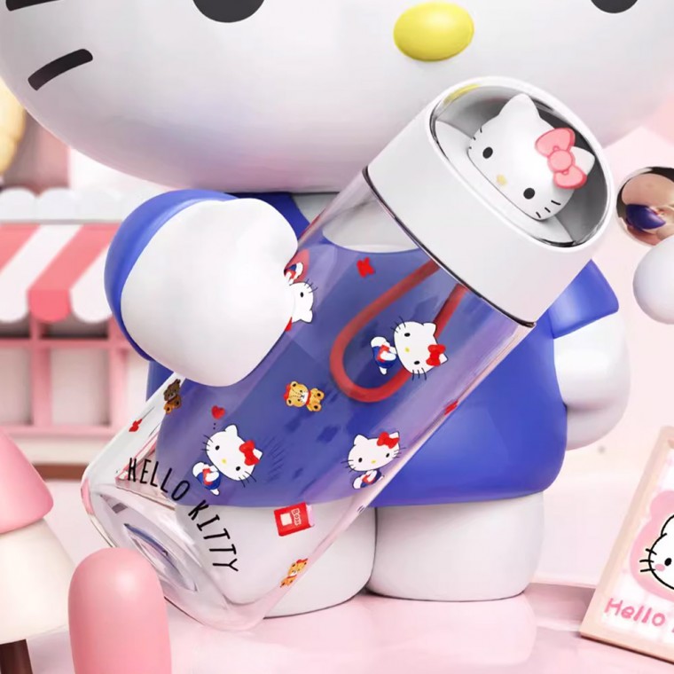 Bình nước Tritan Sanrio Hello Kitty Space Capsule 500ml