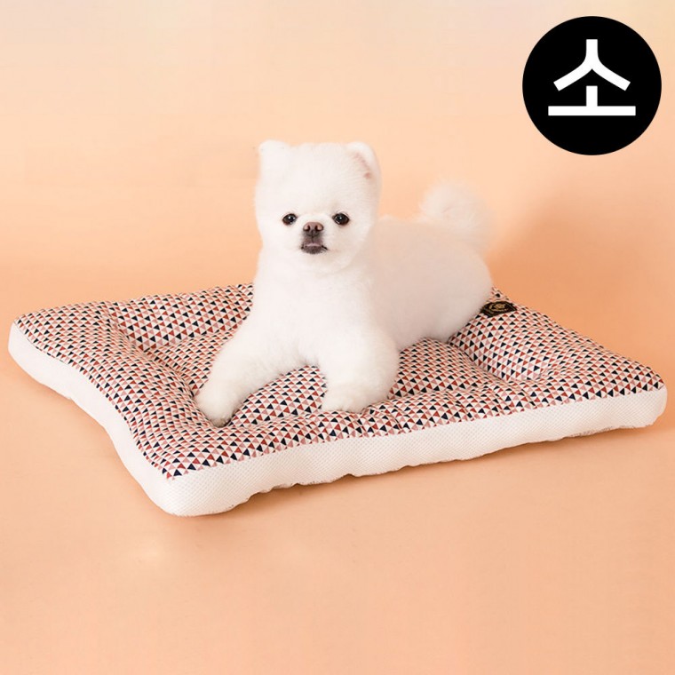 Dog Pose Kangji Bed 365 Daily Bed (Tam giác hai tông màu hồng) (Nhỏ)