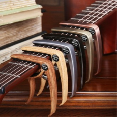 dây đàn guitar capo chơi hợp âm cường độ cao