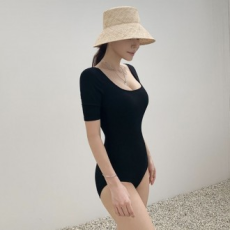 Đồ bơi một mảnh monokini cổ vuông tay ngắn xẻ lưng đơn giản dành cho nữ