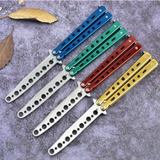 Con dao balisong không xương không lưỡi để luyện tập