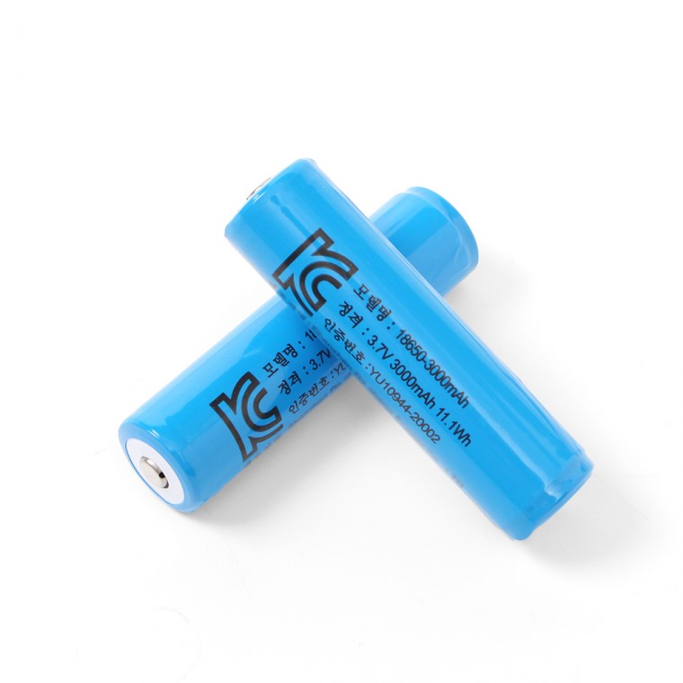 Pin được chứng nhận Jdm KC Bộ 2 pin sạc lithium-ion 3000mAh