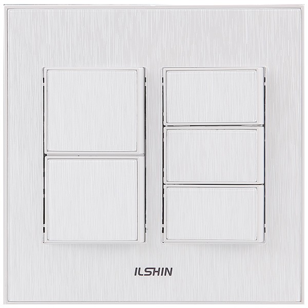 Đèn đường Switch (Woodlick) Giữa 5 Quận 1